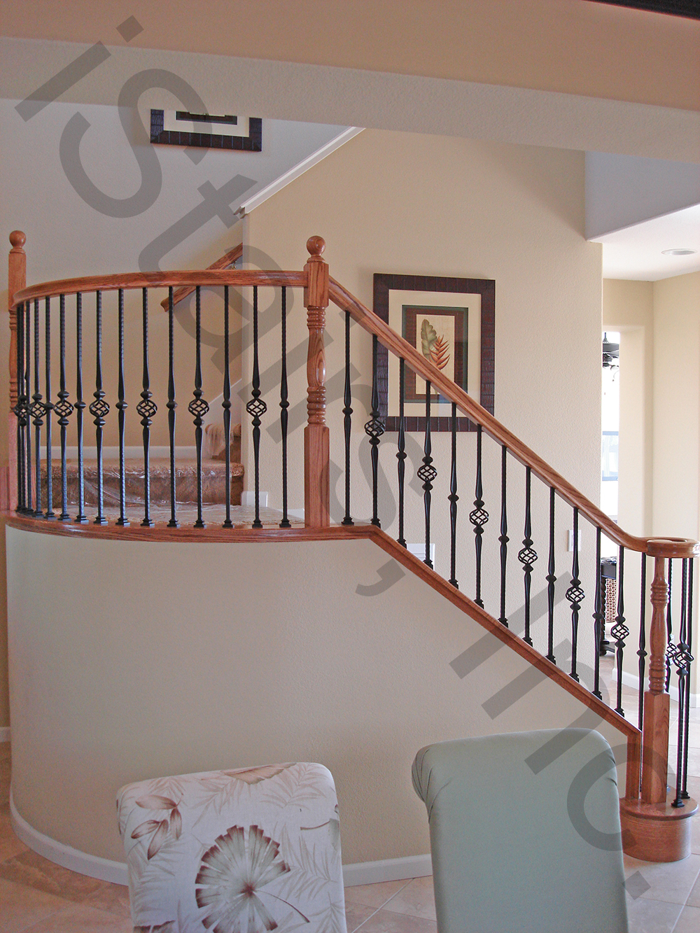 Oak with Iron Balusters
Oak w/iron balusters turned